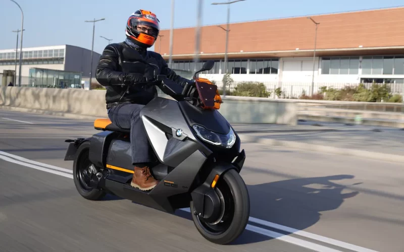 BMW CE 04 review: this electric scooter impresses with style and all-round ability, but not price