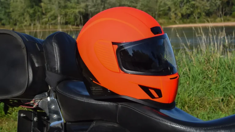 Icon Airform Mips Review [Triple-Standard Motorcycle Helmet]
